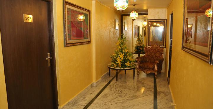 Batra Hotels And Residences Srīnagar Exterior foto
