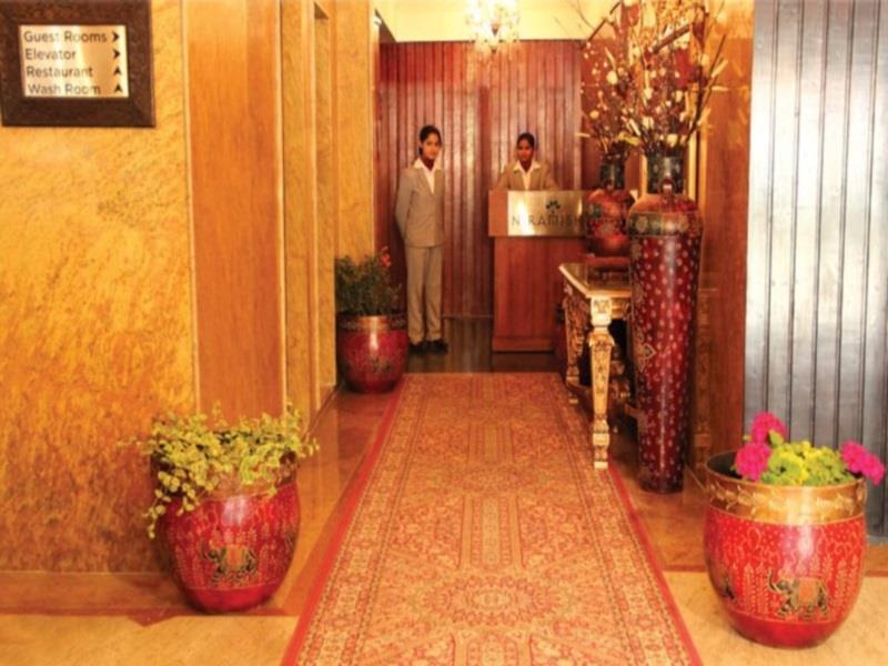 Batra Hotels And Residences Srīnagar Exterior foto
